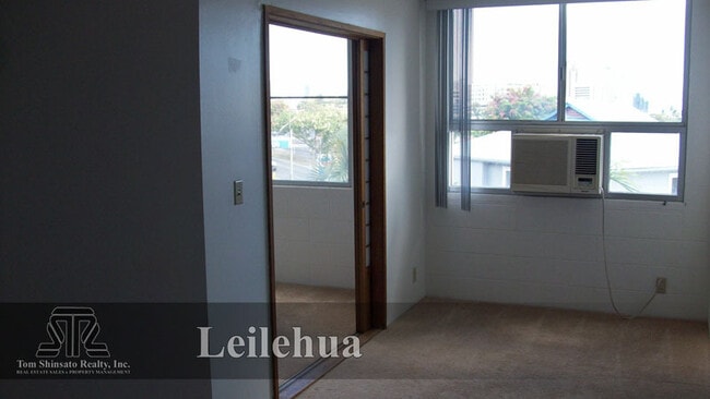 Building Photo - 602