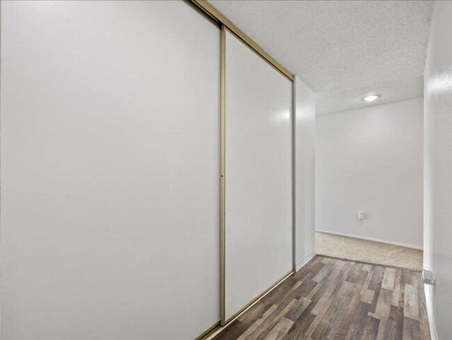 Building Photo - 303 Gage Blvd
