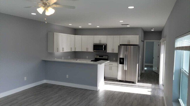 Foto del edificio - 205 NW 12th St