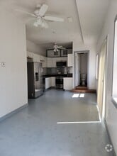 Building Photo - 808 E Water St