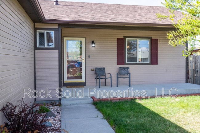 Building Photo - 1113 Banjo Ct
