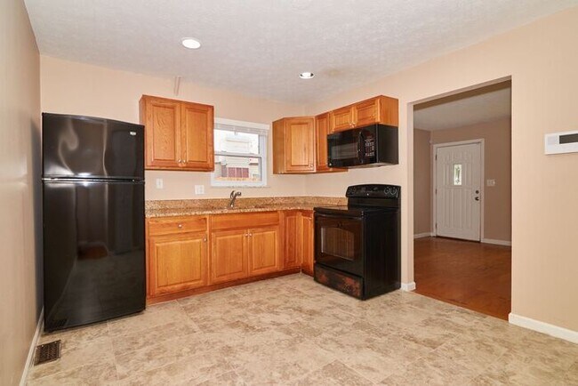 Foto del edificio - Cozy 2 Bedroom Duplex Home