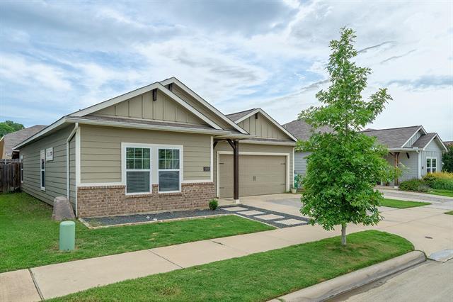 Building Photo - 2317 Paxton Way