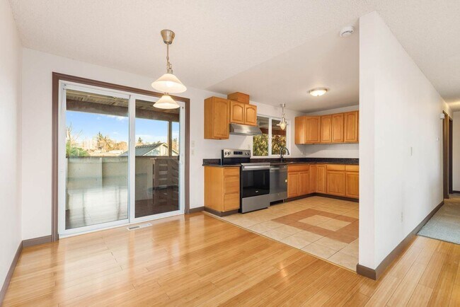 Foto del edificio - Great Home with Lots of Upgrades in a Great Location!