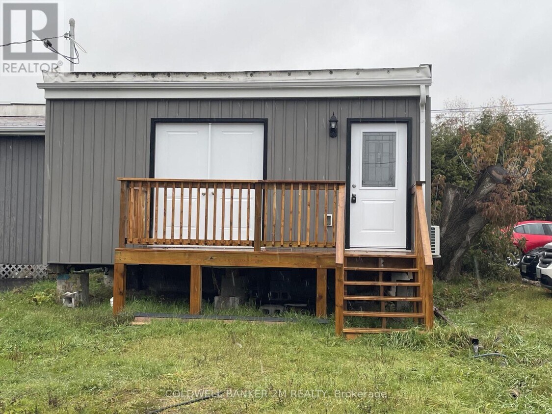 Photo principale - 101 Bobcaygeon Rd