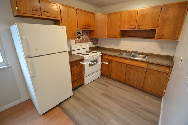 Building Photo - 5143 Colerain Ave