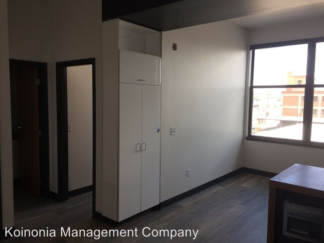 Building Photo - 1 br, 1 bath Apartment - 24 S 29th St