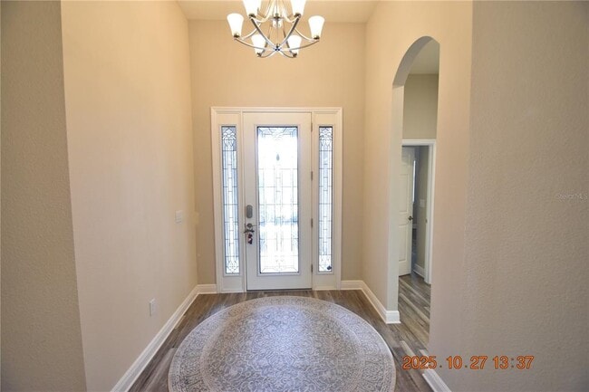Foto del edificio - 13807 Moonstone Canyon Dr