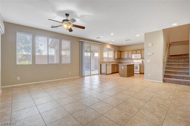 Building Photo - 4637 White Stork Dr