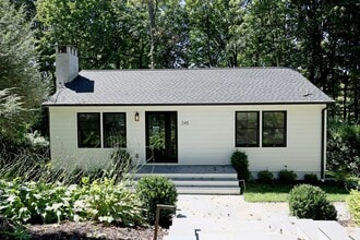 Building Photo - 245 Great Hill Rd