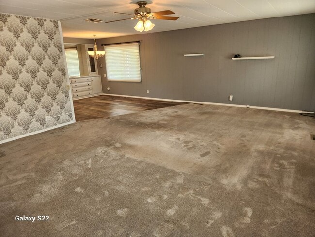 Building Photo - Charming 2-bedroom, 2- bathroom, mobile ho...