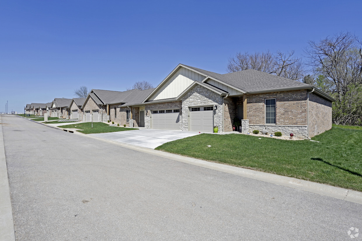 Emerald Villas Townhomes for Rent Springfield, MO