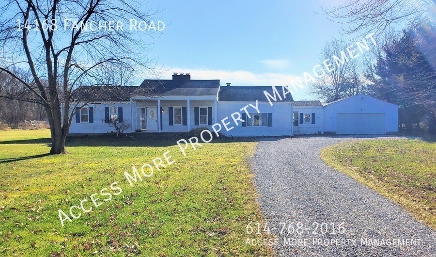 Primary Photo - THREE BEDROOM FIVE ACRE HOME IN THE COUNTRY!