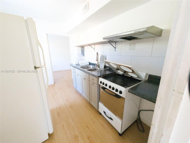 Foto del edificio - 2575 SW 59th Ave