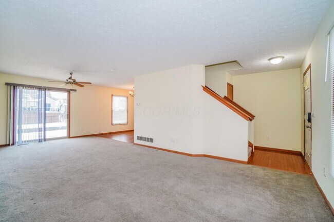 Foto del edificio - 2672 Fernwood Ave