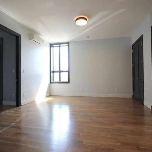 Building Photo - 1815 Eastern Pkwy