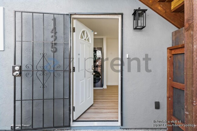 Building Photo - 1425 Adeline St