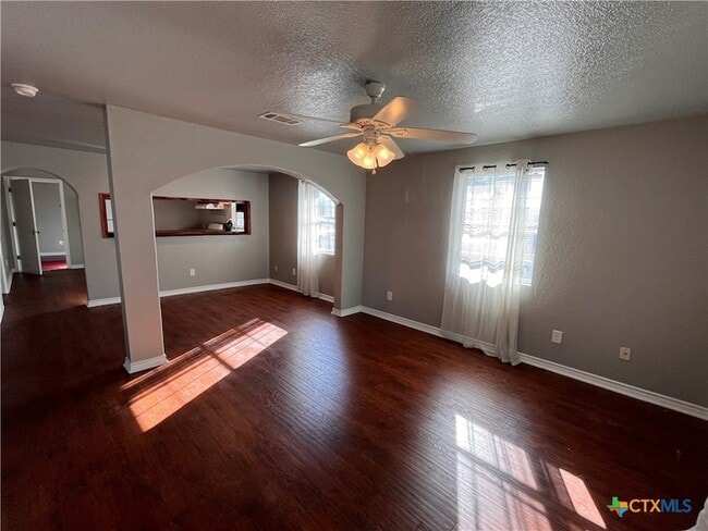 Building Photo - 613 S L B J Dr