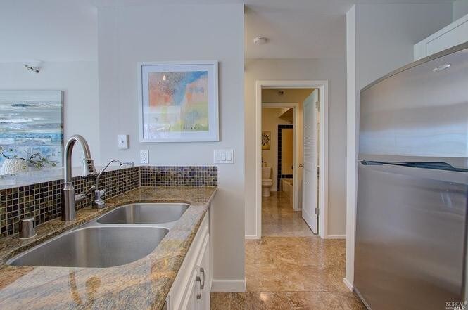 Primary Photo - 1205 Melville Square