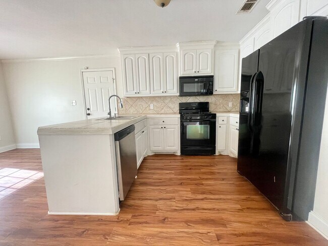 Foto del edificio - 3 bed, 2 bath Home for Rent in Pearl!