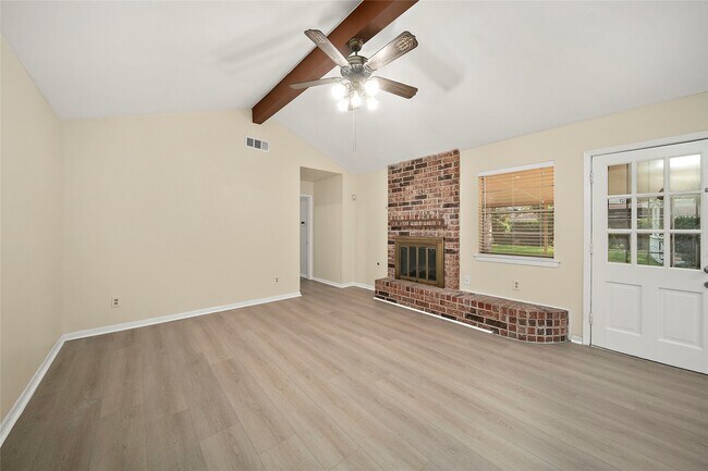 Building Photo - 8407 Stroud Dr
