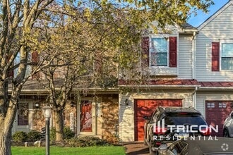 Building Photo - 466 Berkshire Dr