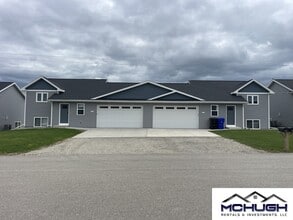 Building Photo - 3765 E Rubyred Dr