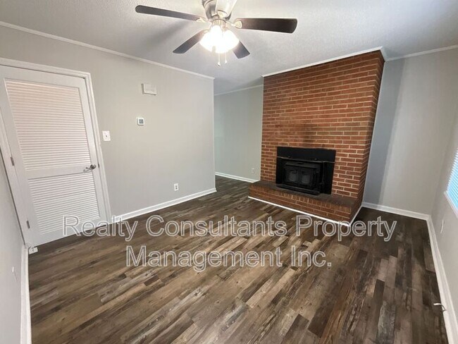 Foto del edificio - 1156 Smith Rd