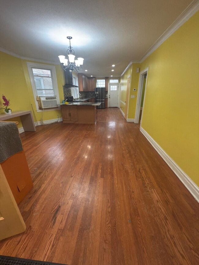 Foto del edificio - 6449 N Artesian Ave