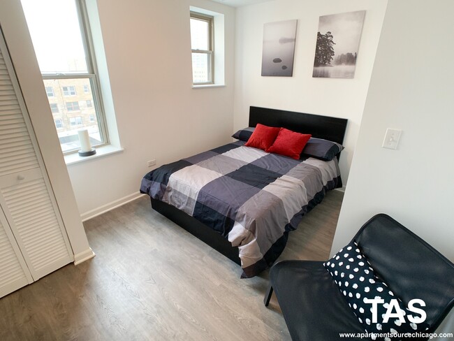 Foto del edificio - 940 W Winona St