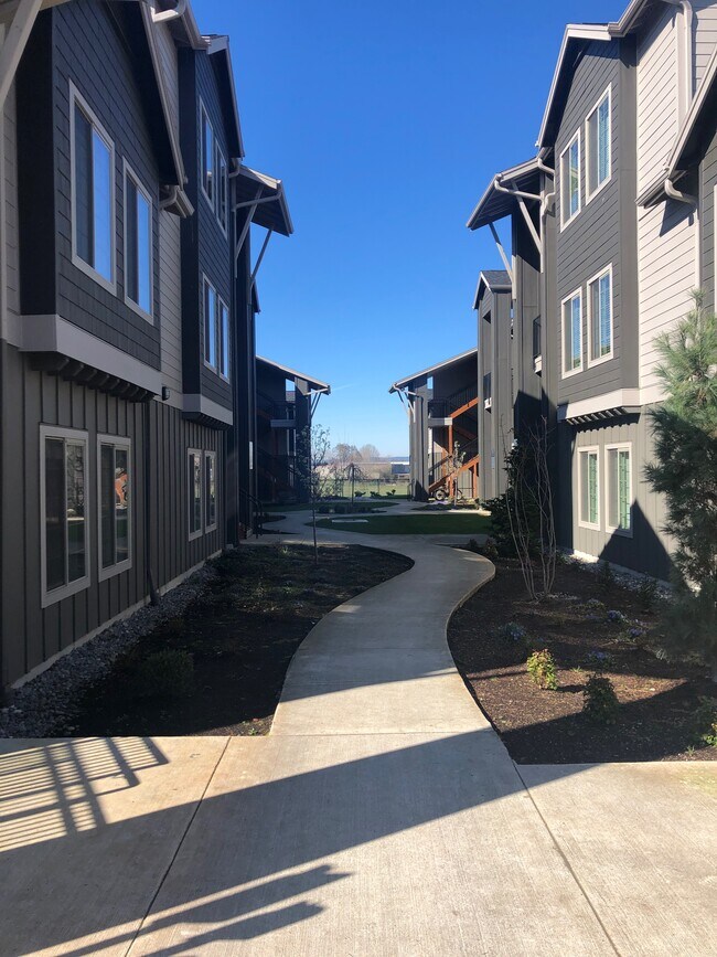 StoneBridge Crossing Apartments Vancouver, WA