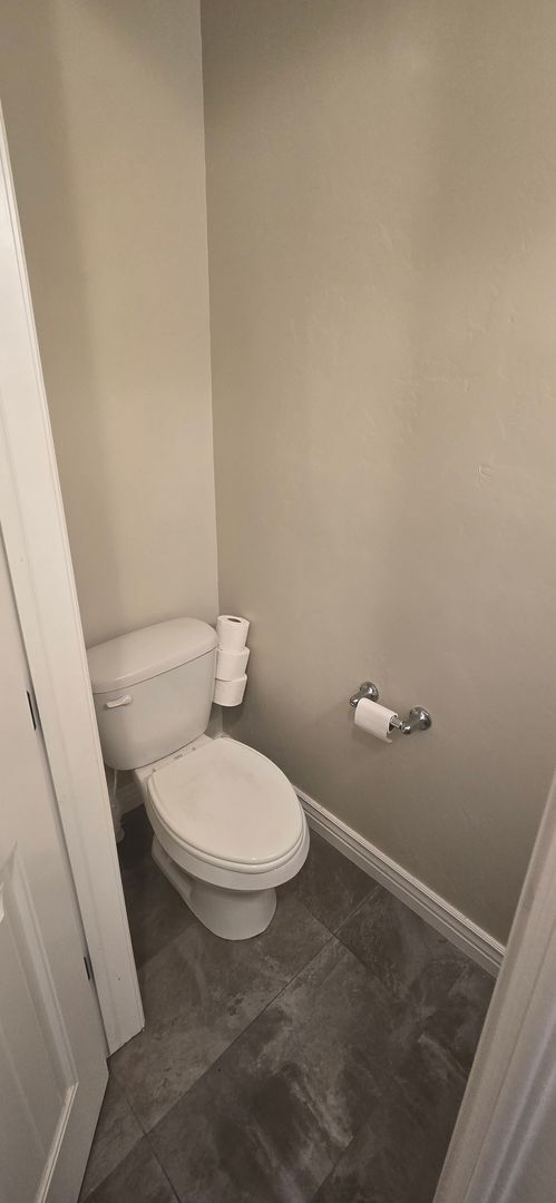 Building Photo - Beautiful 4 Bed 3.5 Bath in Riverton!!