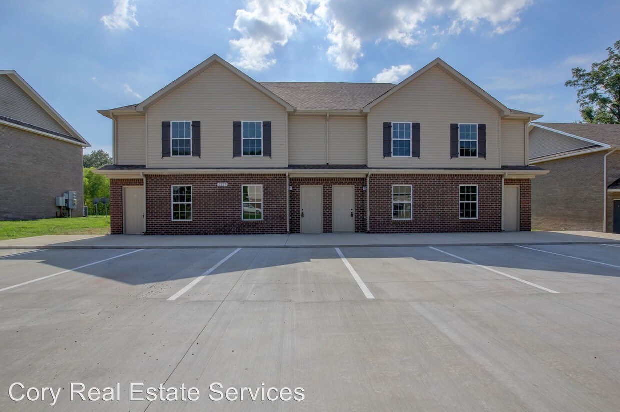 Primary Photo - 1222 Ashridge Drive