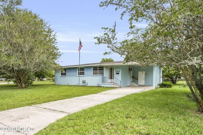 Foto principal - 3 br, 1 bath House - 2828 i Ilene Dr