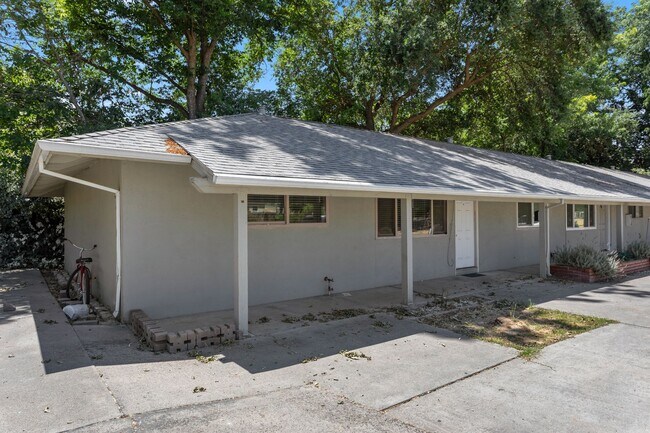 Building Photo - 521nha