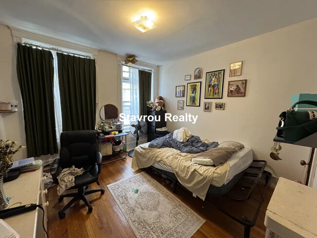 Foto del edificio - 1681 Beacon St