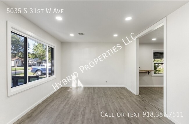 Foto del edificio - 5035 S 31st W Ave