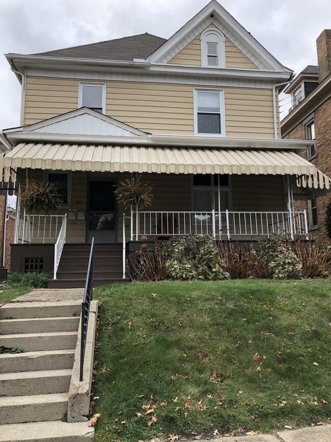 Building Photo - 30 Emerson Ave