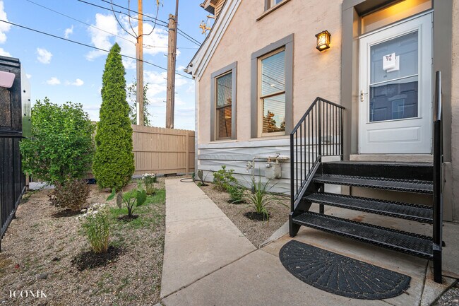 Foto del edificio - 2415 W Washburne Ave