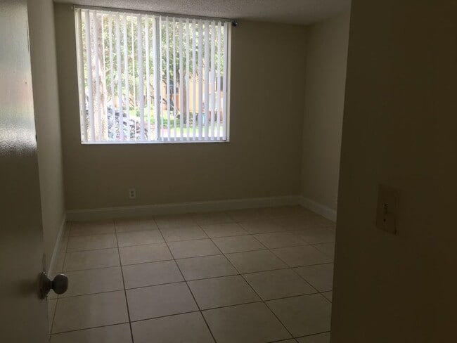 Building Photo - 10757 Cleary Blvd