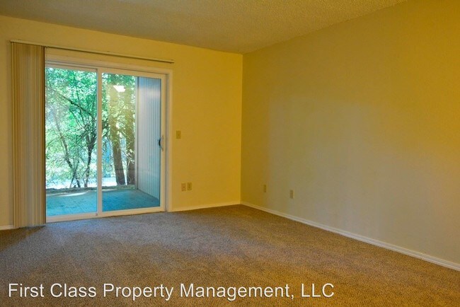 Building Photo - 3600 SW Beaverton Hillsdale Hwy