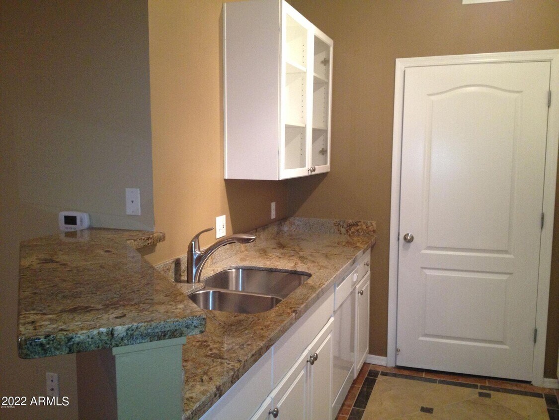 Foto principal - 1701 E Colter St