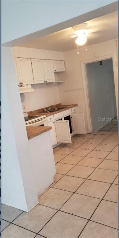 Foto del edificio - 1107 E Main St