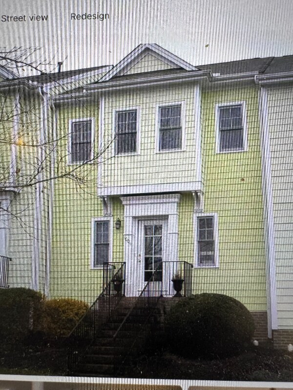 Foto principal - 1006 Highgrove Dr