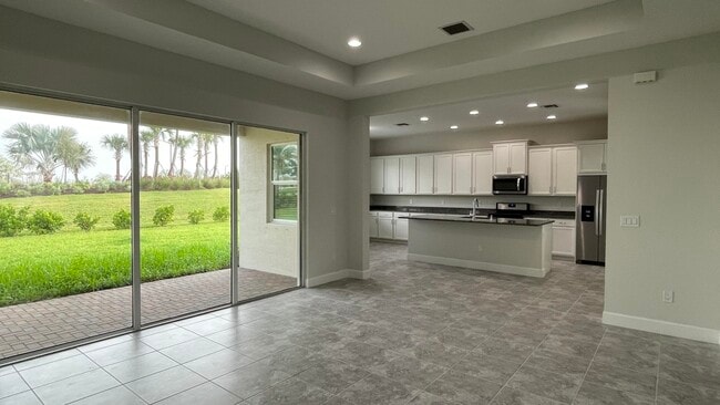 Building Photo - 5699 Liberty Ln