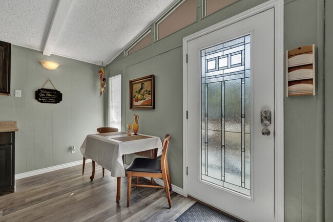 Building Photo - "Furnished 2-Bedroom Cottage Near Guadalup...