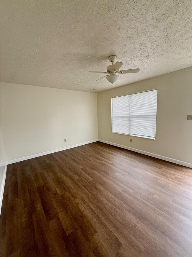 Building Photo - 3717 Trent Cir