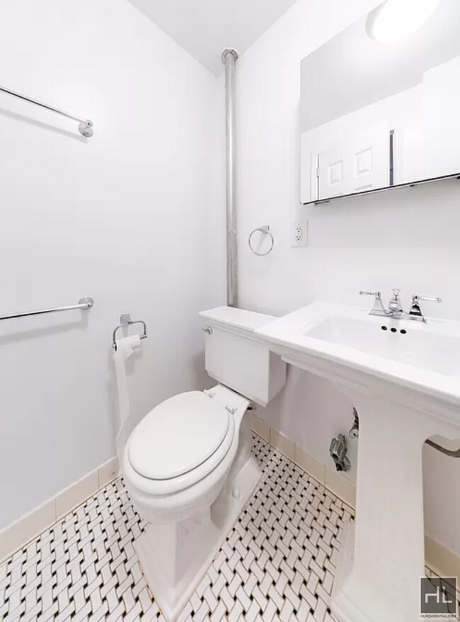 Foto del edificio - SPACIOUS ONE BEDROOM: MODERN LIVING IN PRE...
