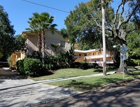 Building Photo - 4th Street Apartments