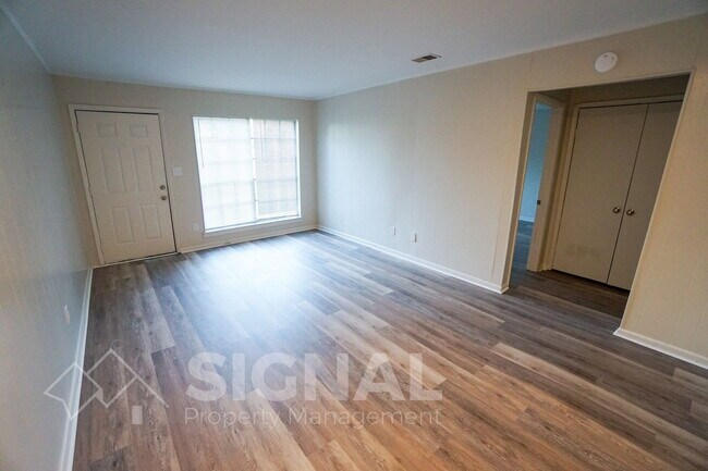 Foto del edificio - 1309 16th St N